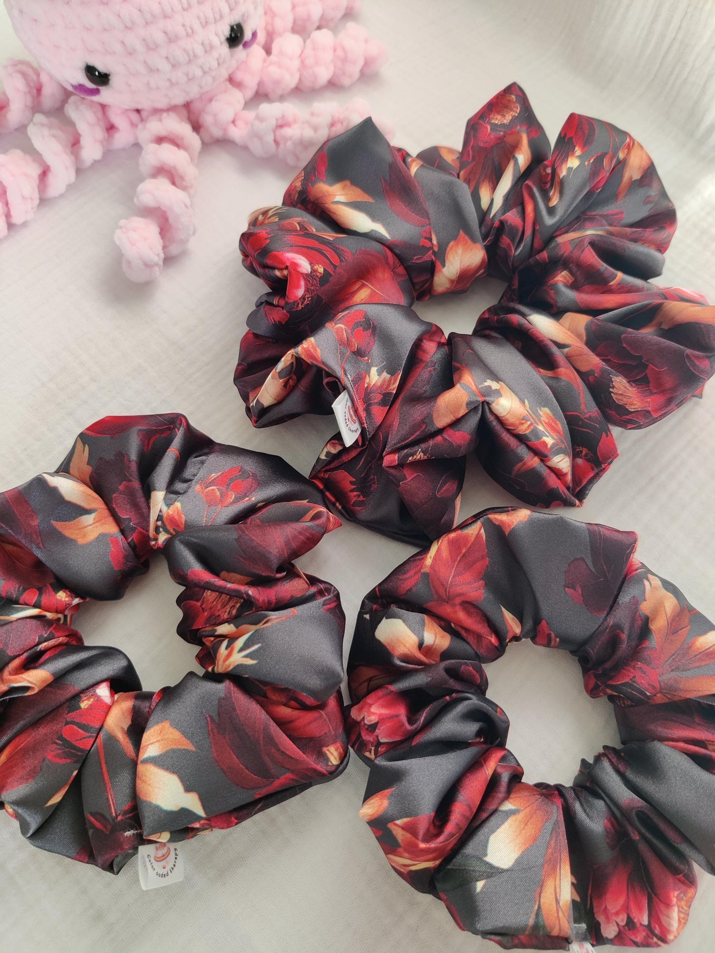 Elegant flower hair scrunchie, Stylish hair accessory, Fashionable colorful hair wrap, cute hairband, Hair wrap, Ponytail hair tie