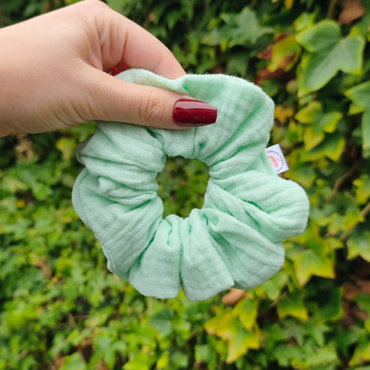Pastelkleurige munt scrunchie