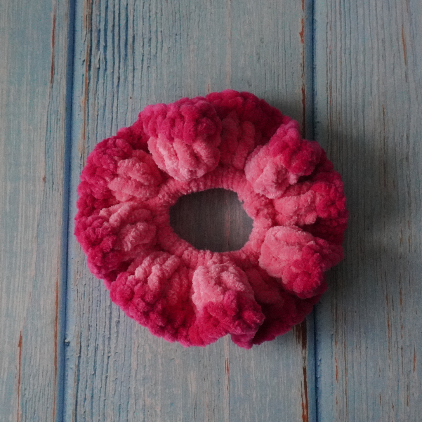 Pink, red and orange hues crochet scrunchies