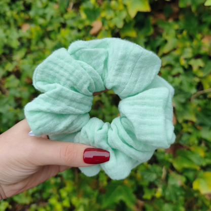 Pastelkleurige munt scrunchie