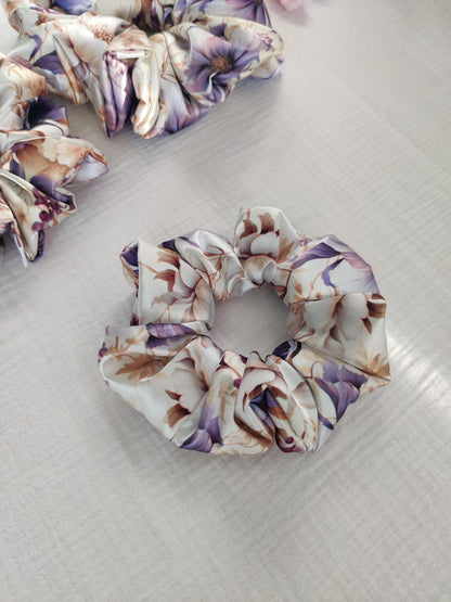 Elegant flower hair scrunchie, Stylish hair accessory, Fashionable colorful hair wrap, cute hairband, Hair wrap, Ponytail hair tie