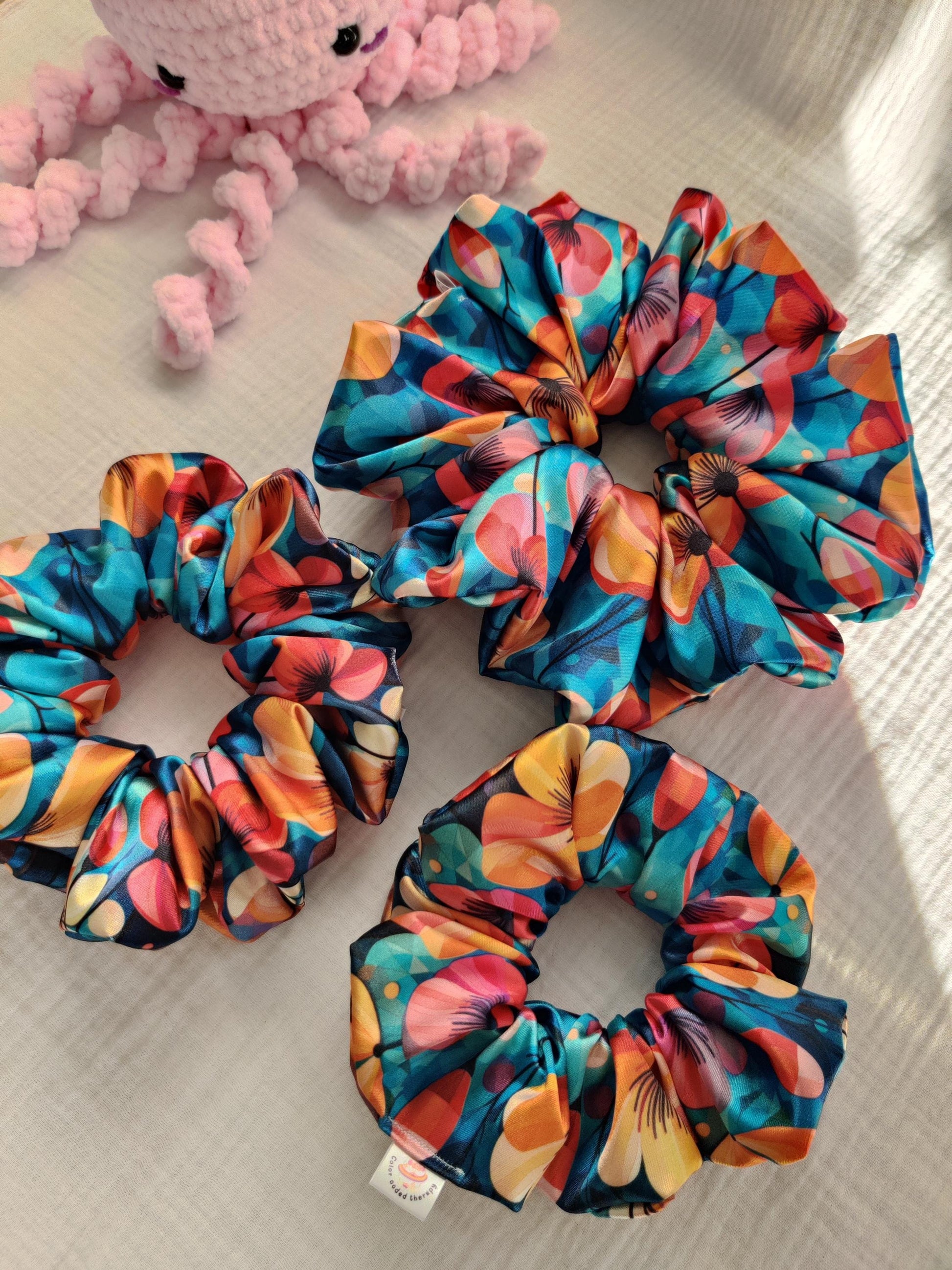 Elegant flower hair scrunchie, Stylish hair accessory, Fashionable colorful hair wrap, cute hairband, Hair wrap, Ponytail hair tie